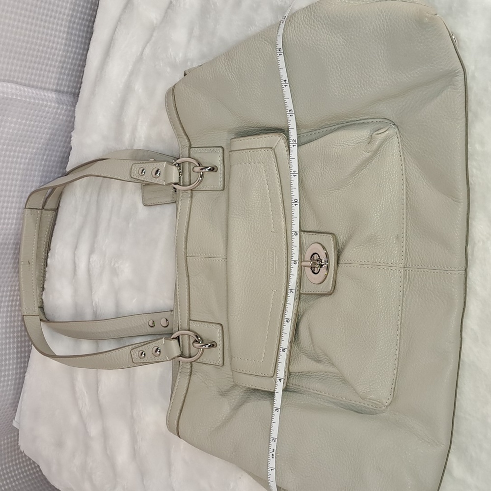 Coach Outstanding Condition - image 1